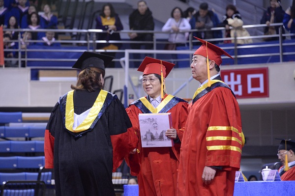 东北大学毕业证封面